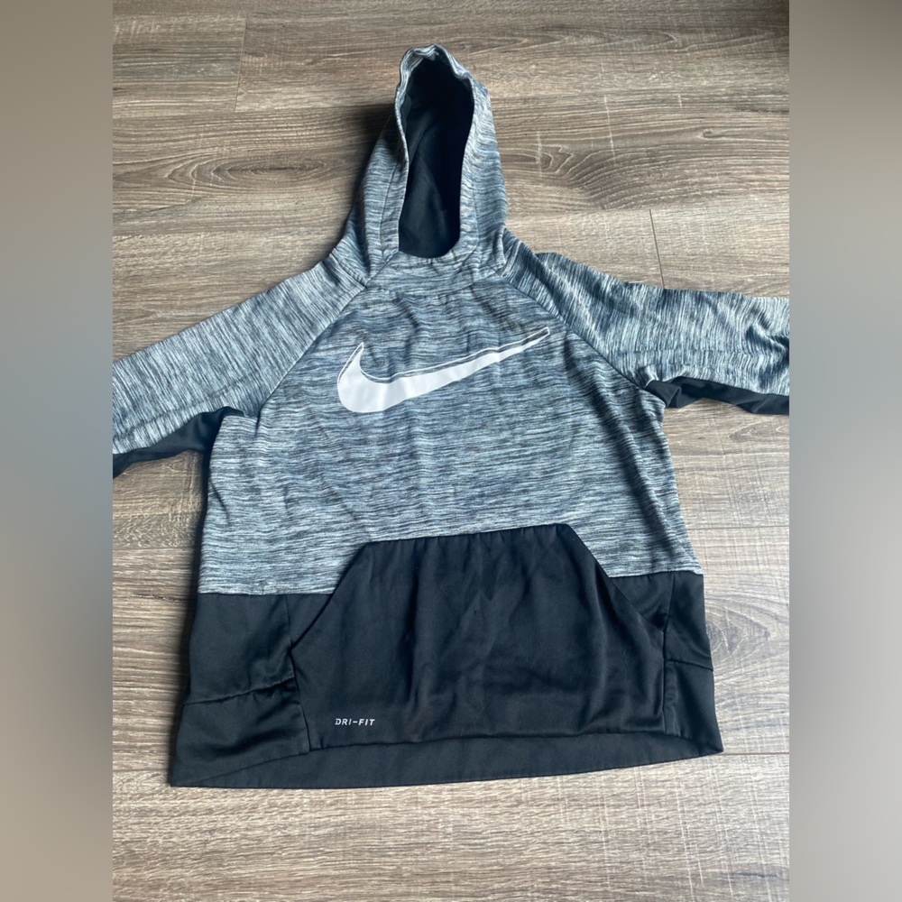 Nike Dri-Fit youth hoodie in gray and black, size large - Picture 2 of 9